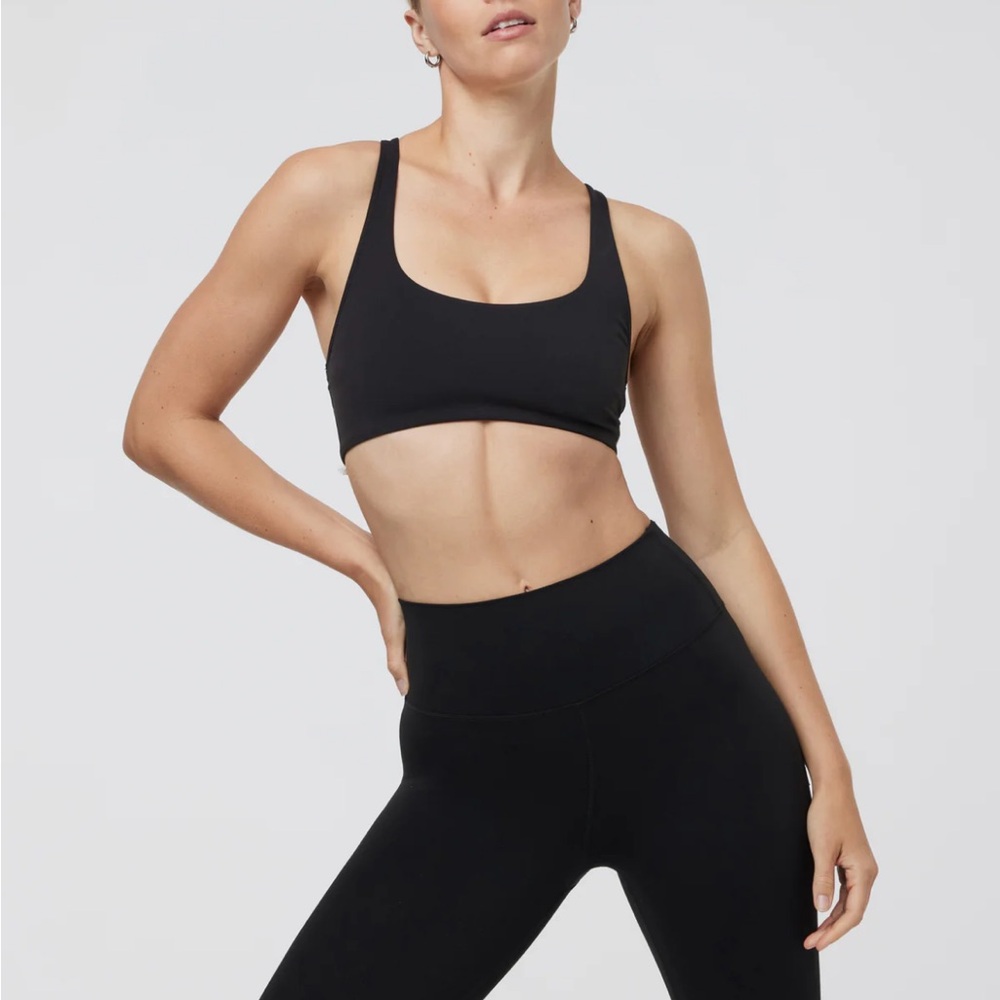 Vuori Sports Bra